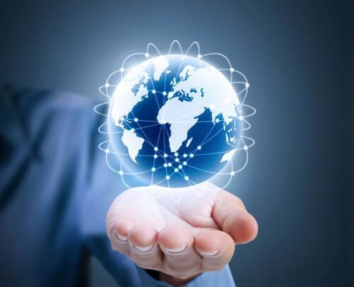 COMUNICARE OLTRECONFINE: l’internazionalizzazione delle aziende tra marketing, culture e social