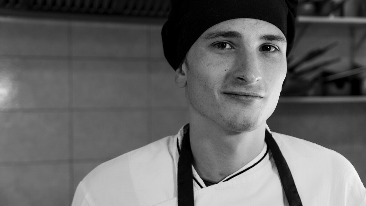 ae346229-a981-417d-9b66-e18fb34a2031 ae346229-a981-417d-9b66-e18fb34a2031