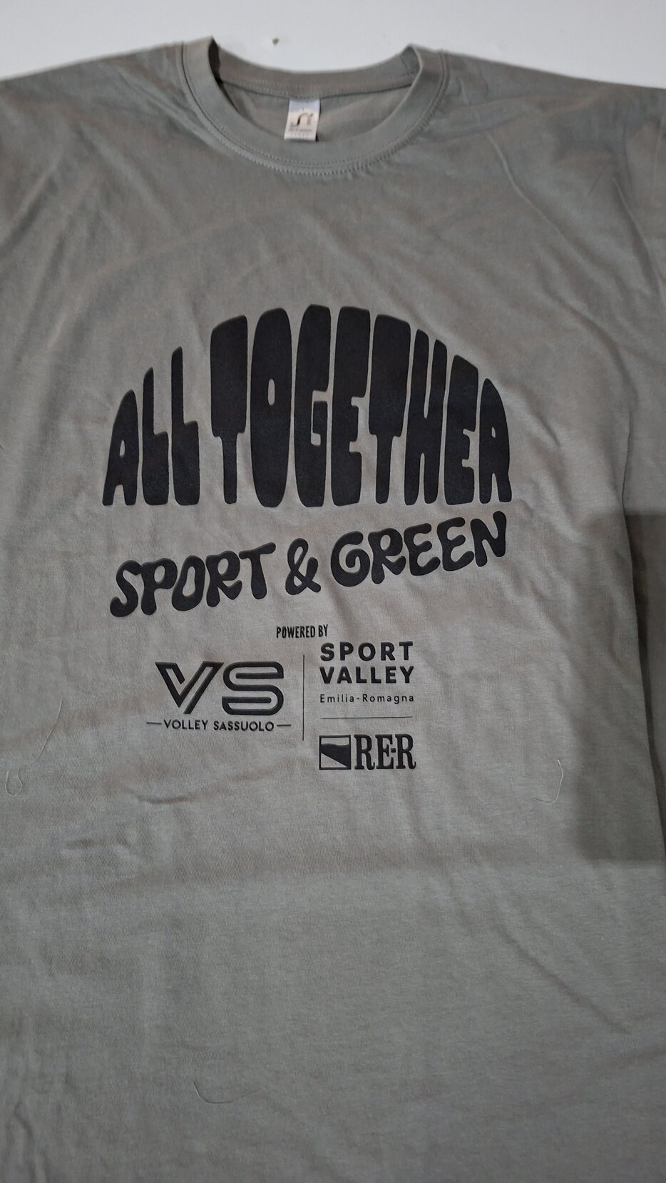 20251220_003959.jpeg 20251220_003959.jpeg