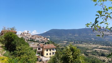 b5e3c95d-709e-45e4-bad0-4aedd84ea901 b5e3c95d-709e-45e4-bad0-4aedd84ea901