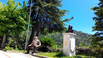 8fa18b72-8894-48aa-9d0a-1c7f56011561 8fa18b72-8894-48aa-9d0a-1c7f56011561