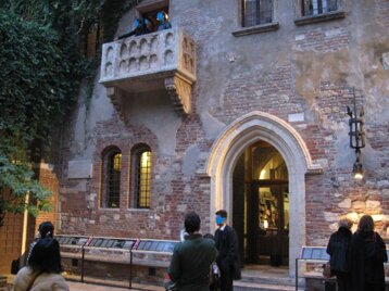 e361375b-936c-4c34-97c8-0010b45e18f4