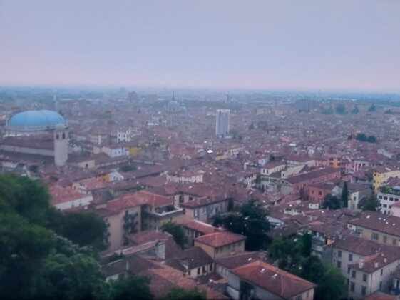 3503ead9-69ff-43ba-b76b-3748ef7341e6 3503ead9-69ff-43ba-b76b-3748ef7341e6