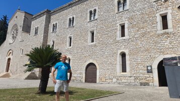 18be8460-6f82-4f3f-9b59-e252f7f22101 18be8460-6f82-4f3f-9b59-e252f7f22101