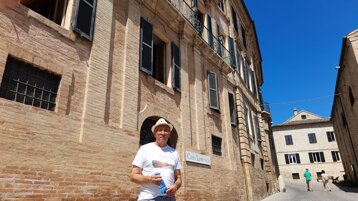 1bdefb85-b2b5-492e-98c2-99cc10f7ea41 1bdefb85-b2b5-492e-98c2-99cc10f7ea41