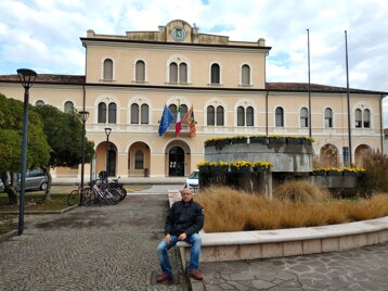 7834d852-3ee8-460b-8095-da03b370cf59