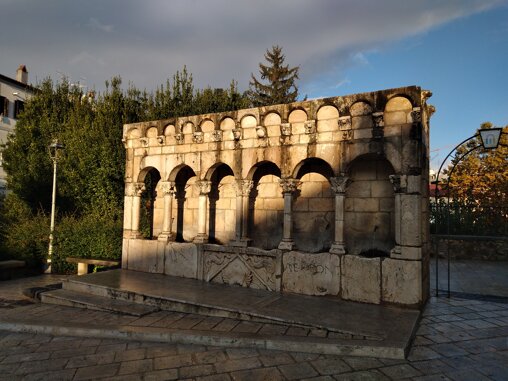 cc5855e7-7bbc-4d53-a687-0420e2f9533a