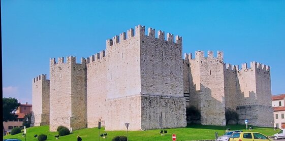 cf30483f-3c4e-4835-9c07-c34272598931