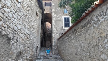 b7a80247-61aa-46f3-b235-3705b6cf5144 b7a80247-61aa-46f3-b235-3705b6cf5144