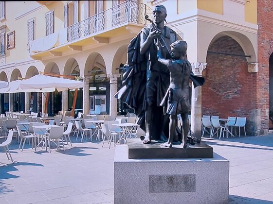 394e4c07-515b-4ade-8c83-6129f91d1c7e 394e4c07-515b-4ade-8c83-6129f91d1c7e