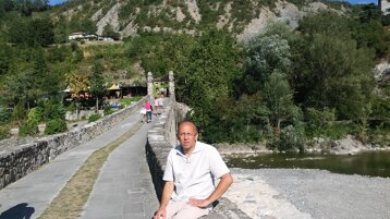 464ab9d6-f083-49e3-8581-f28064da1db8 464ab9d6-f083-49e3-8581-f28064da1db8