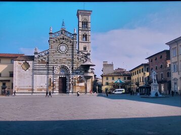 cf178e4c-1aa7-4999-9f51-4892b4d30258