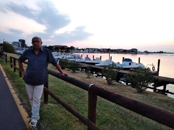 9991c4cd-2bc1-4194-bee9-5e3b9b44a396