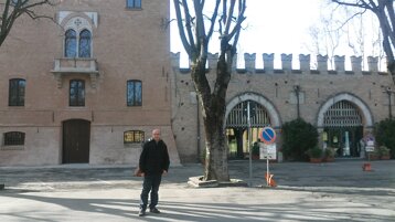 5f3ecd80-c897-4fa2-894a-91dc33a9c235 5f3ecd80-c897-4fa2-894a-91dc33a9c235