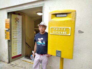 e90af1b3-2ca6-4e72-a075-7da404697067