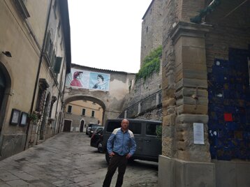 e2a537a4-af31-4ad4-a8d6-5e862e10cafb e2a537a4-af31-4ad4-a8d6-5e862e10cafb