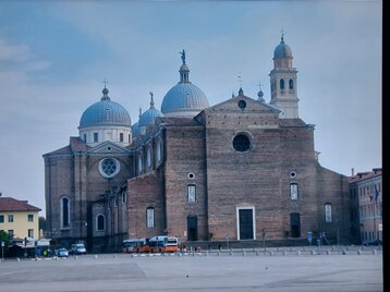 af1f02e1-19d4-4b36-85f1-f86c718d008c