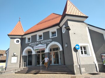 ebc89279-f79c-41ec-9f3c-5d99fe1ecfd3 ebc89279-f79c-41ec-9f3c-5d99fe1ecfd3