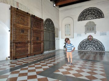 6795c508-993a-477d-81a5-9a9771118c30