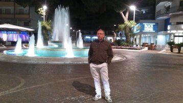 26e3402f-8797-487a-8f3f-e5565c6760fe