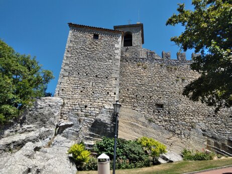 73908607-f65c-4a2c-bedf-db5d592e8c22