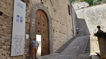 0d8f31ba-9697-4b70-947e-eed3892ddf25 0d8f31ba-9697-4b70-947e-eed3892ddf25