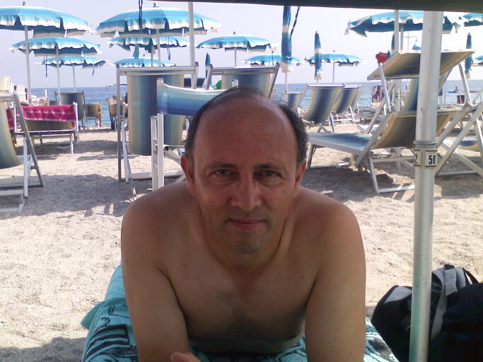 1977928b-8494-431c-973d-94c0339bf64f 1977928b-8494-431c-973d-94c0339bf64f