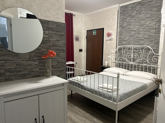 f66bd1de-0ee6-44e4-b22d-f39d31f8515b