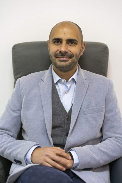 dd27180a-fa79-48f8-b7c3-1038aaeedd99