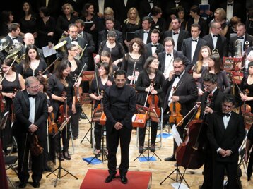 f3a704c9-93c1-44f1-8715-ab6d678d474a