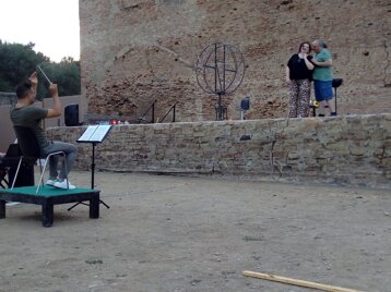 863f8294-77e4-4574-9082-f4b9b03b0496