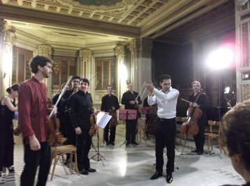 d007f839-c62f-4f45-bfe0-5bf5c9f4125a