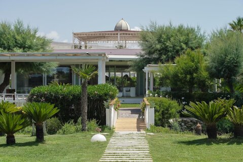 a4a30899-48b3-40f4-ab36-4b55565c4e0e