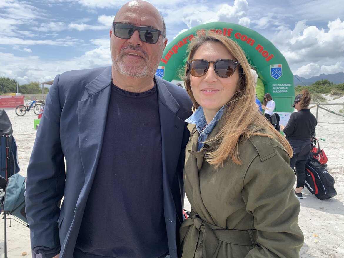 Roberto Pompei con la Sindaca di San Teodoro Rita Deretta