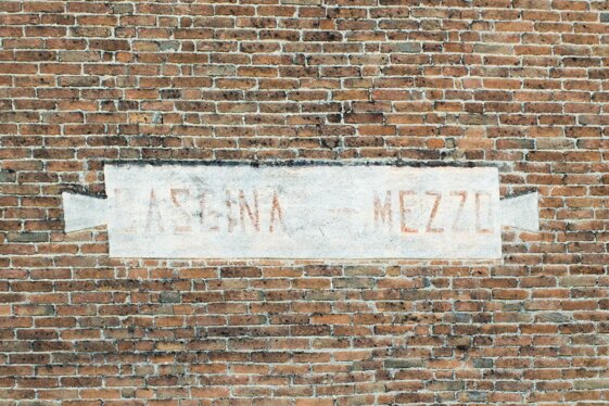 e7ade424-0659-456a-9286-0be19fbfcf31 e7ade424-0659-456a-9286-0be19fbfcf31