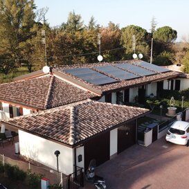 4 Villette indipendenti Linaro Lotto 1 Vista Drone 4 Villette indipendenti Linaro Lotto 1 Vista Drone