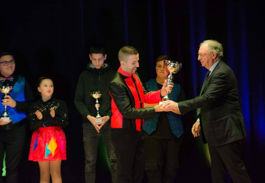 Il monteiasino Mago Maraldo vince il concorso di magia "La Lanterna Magica"