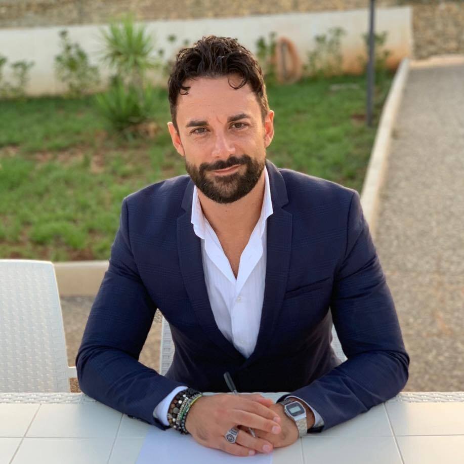 Il giornalista tarantino Matteo Schinaia vince il Premio Internazionale "Adriatico" Il giornalista tarantino Matteo Schinaia vince il Premio Internazionale "Adriatico"