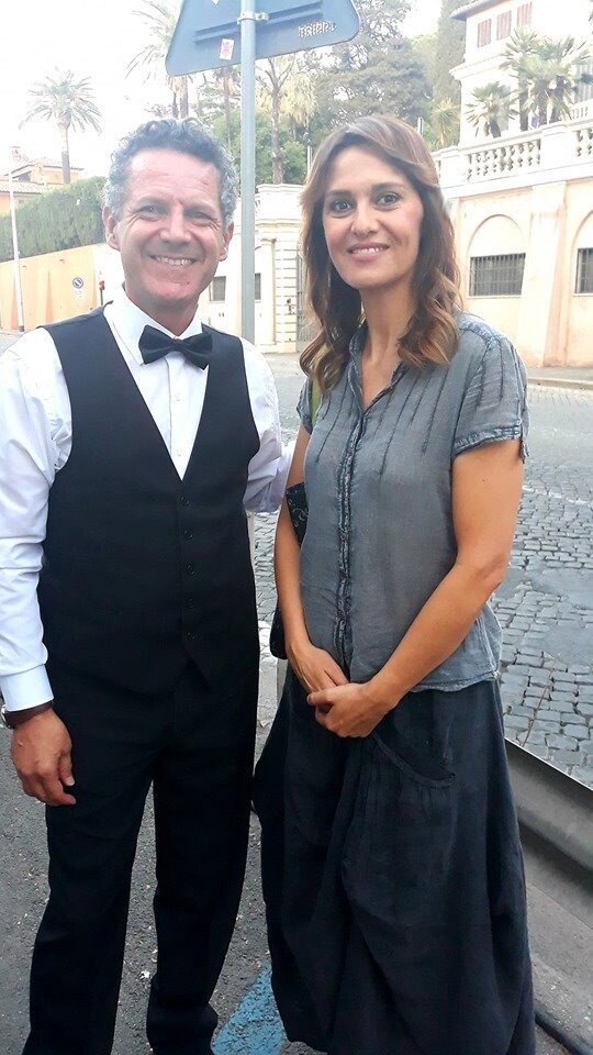 Nicola Losapio sul set di “Figli”, con Paola Cortellesi e Valerio Mastrandrea