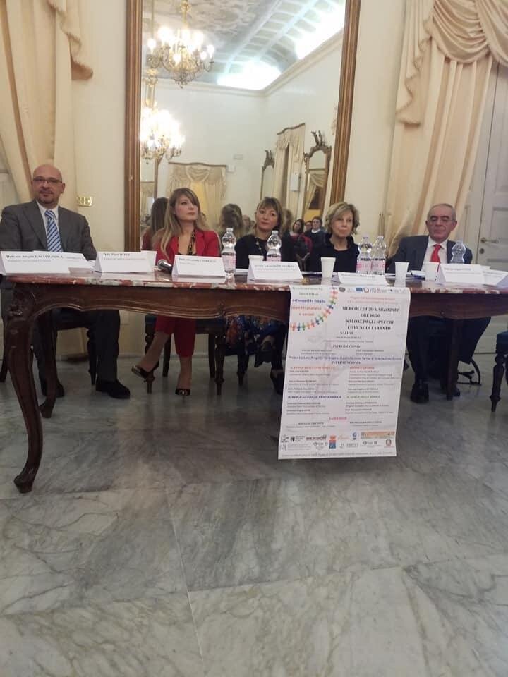 Presentato “Harlequin” al salone degli specchi di palazzo di città a Taranto