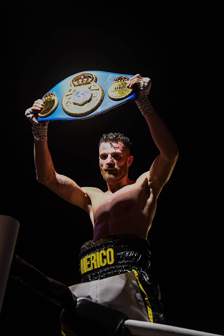 Merico manda ko Caicedo e conquista la cintura UBC Continental