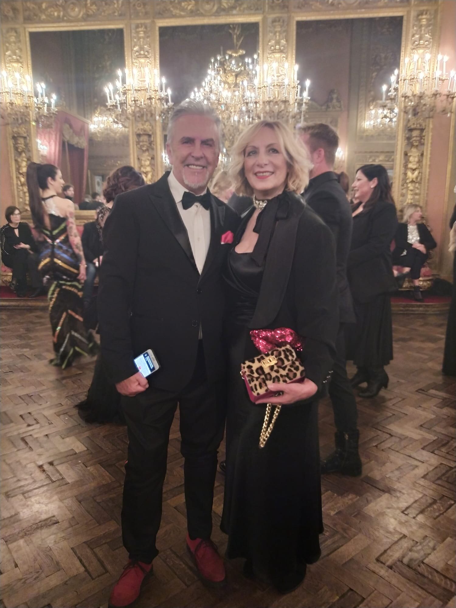 Premio Europeo St.Oscar Alta Moda 2019 alla stilista Carmen Clemente Premio Europeo St.Oscar Alta Moda 2019 alla stilista Carmen Clemente