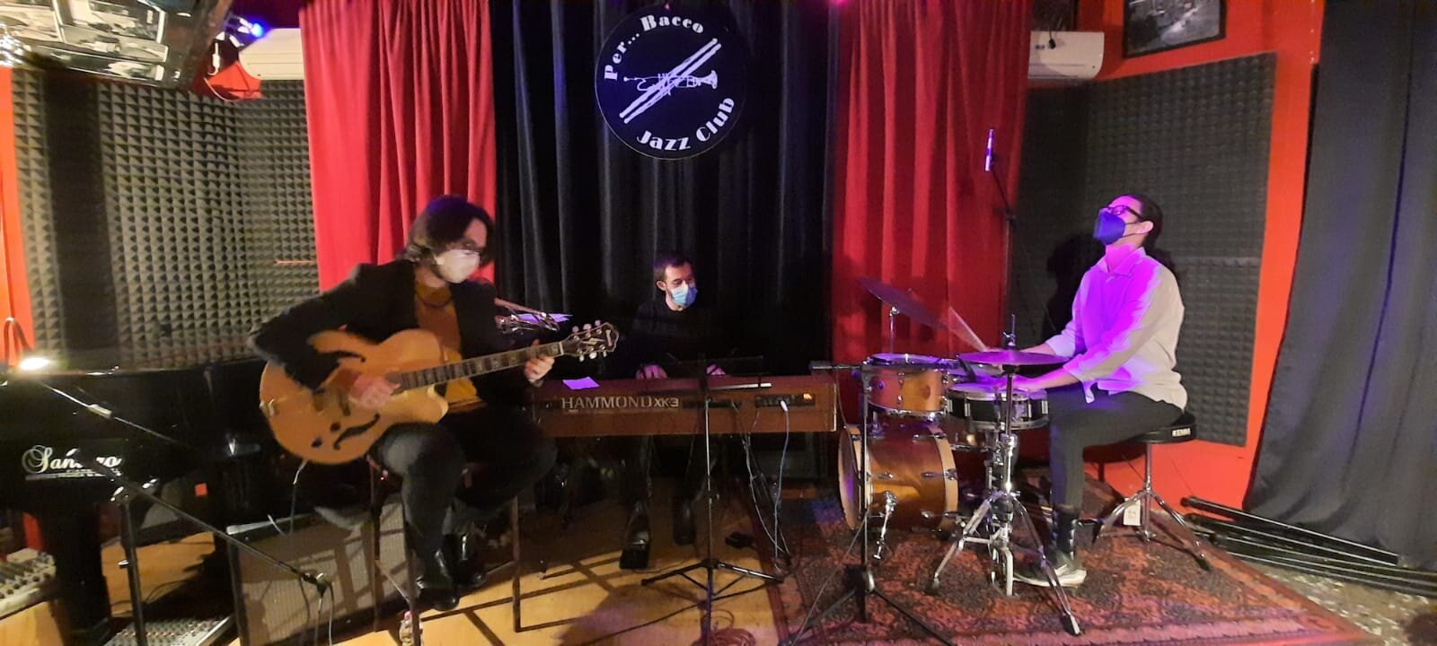 COMING BACK TO LIVE – PER… BACCO JAZZ CLUB: ECCO I PRIMI ARTISTI COMING BACK TO LIVE – PER… BACCO JAZZ CLUB: ECCO I PRIMI ARTISTI