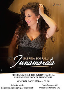 Sabrina Schiralli, live voce e pianoforte a Francavilla Fontana