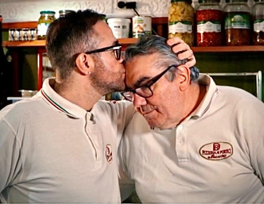 Pizzeria ai Portici da RICCI: 60 anni di storia Pizzeria ai Portici da RICCI: 60 anni di storia