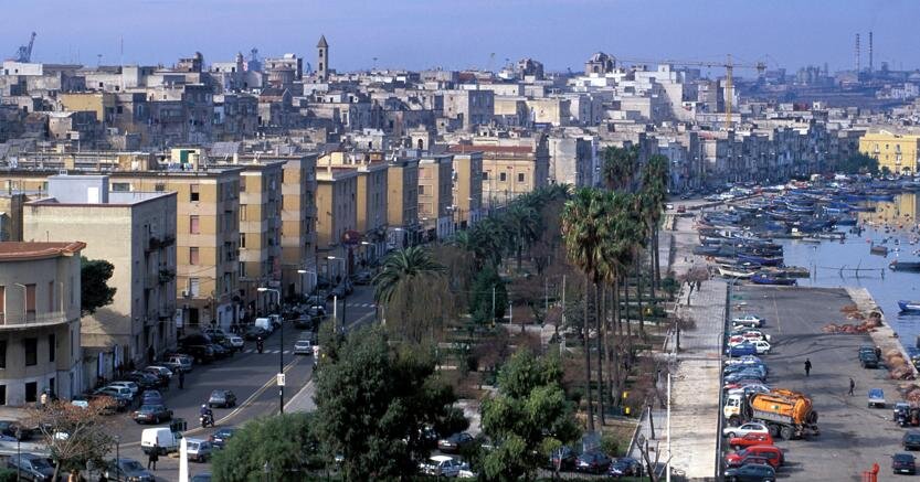 Città Vecchia in estate: percorsi e scoperte