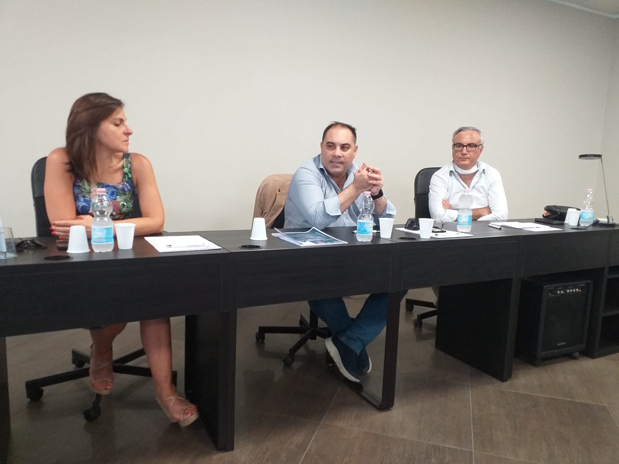 Tour nelle aziende del consorzio “Impr&Tal 2000” per il sindaco Rinaldo Melucci. Sinistra Italiana Taranto presente Tour nelle aziende del consorzio “Impr&Tal 2000” per il sindaco Rinaldo Melucci. Sinistra Italiana Taranto presente