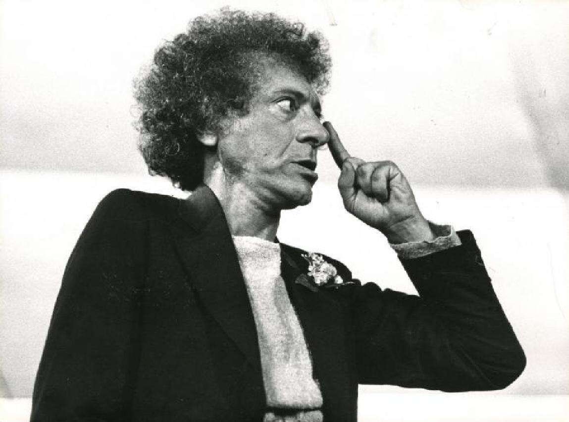 Tino Schirinzi. Un mestiere costruito sull'acqua: sabato 12 gennaio nel foyer del TaTÀ di Taranto Tino Schirinzi. Un mestiere costruito sull'acqua: sabato 12 gennaio nel foyer del TaTÀ di Taranto