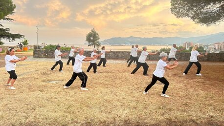 8f4a659e-a2e9-46a2-b691-712d9a256244