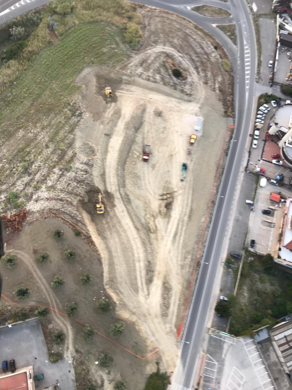 f2ba78bb-e1c5-4120-ab84-0e3f48623e9c f2ba78bb-e1c5-4120-ab84-0e3f48623e9c